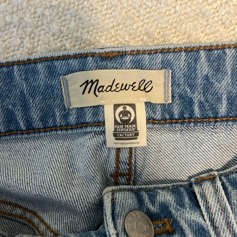 NWOT Madewell The Curvy Perfect Vintage Jean in light blue  size 26 - Picture 4 of 10